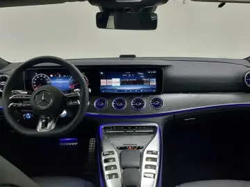 2026 Mercedes-Benz AMG GT с пробегом 25 км