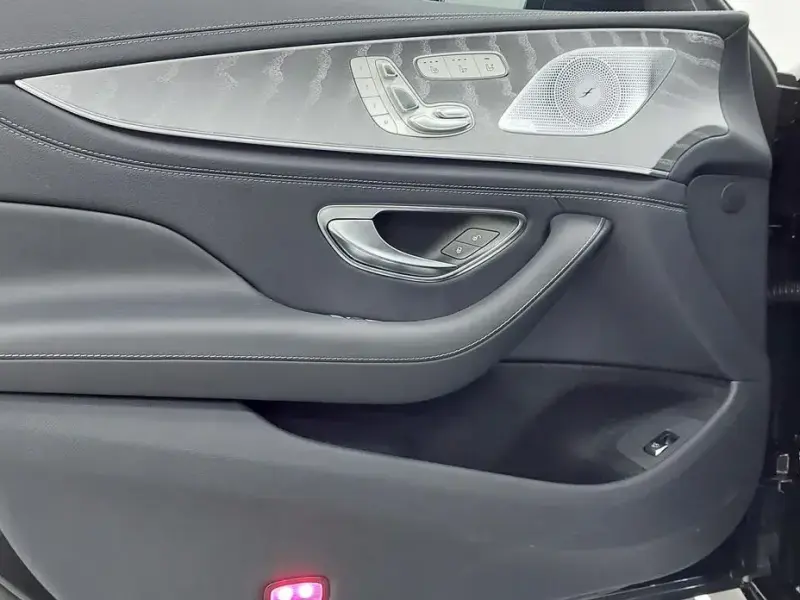 2025 Mercedes-Benz AMG GT с пробегом 712 км