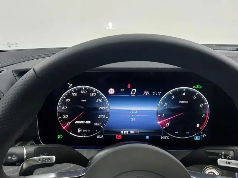 2026 Mercedes-Benz AMG GT с пробегом 25 км