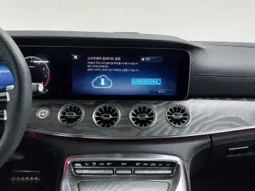 2025 Mercedes-Benz AMG GT с пробегом 712 км