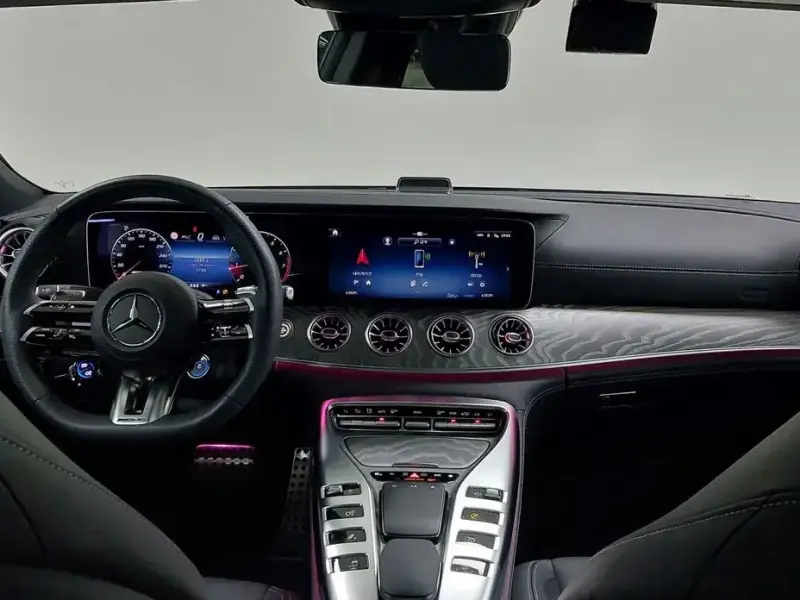 2025 Mercedes-Benz AMG GT с пробегом 5 769 км