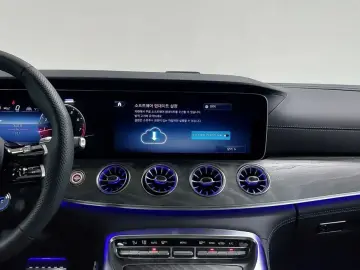 2025 Mercedes-Benz AMG GT с пробегом 318 км