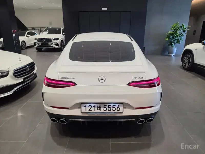 2025 Mercedes-Benz AMG GT с пробегом 6 215 км