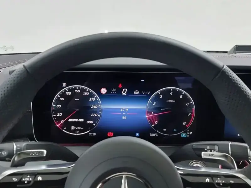 2025 Mercedes-Benz AMG GT с пробегом 50 км