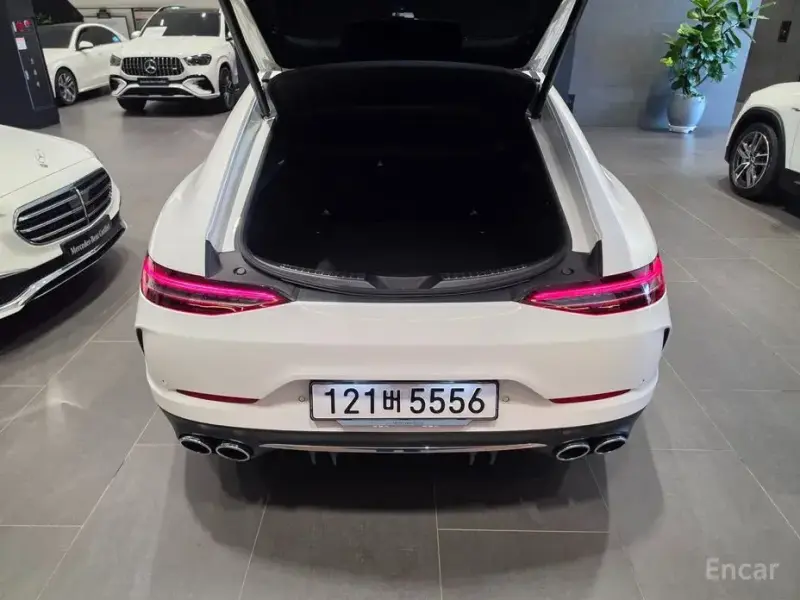 2025 Mercedes-Benz AMG GT с пробегом 6 215 км
