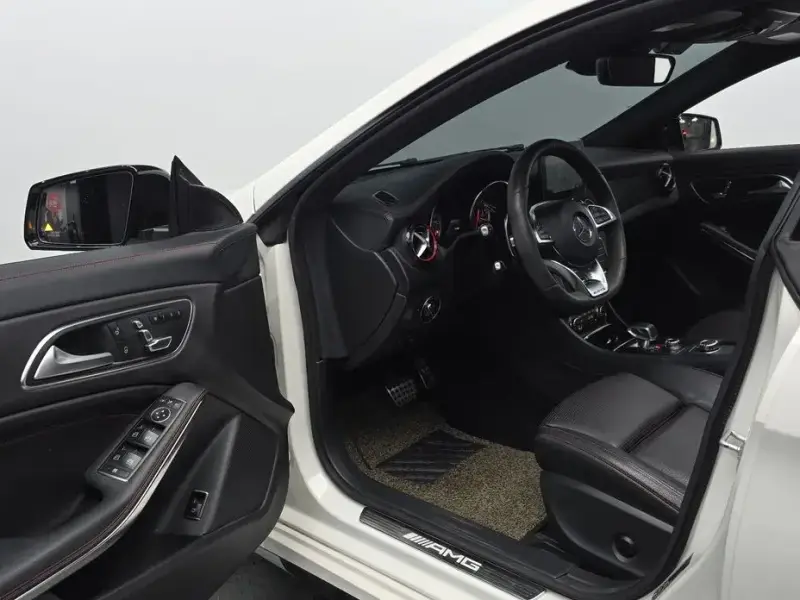2017 Mercedes-Benz CLA с пробегом 76 675 км