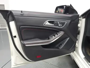 2017 Mercedes-Benz CLA с пробегом 76 675 км