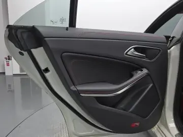 2017 Mercedes-Benz CLA с пробегом 76 675 км