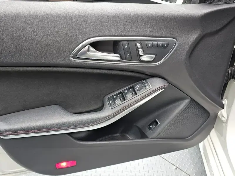 2017 Mercedes-Benz CLA с пробегом 50 585 км