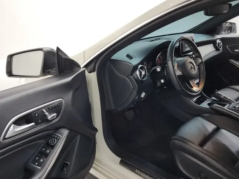 2017 Mercedes-Benz CLA с пробегом 117 136 км
