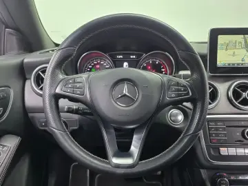 2017 Mercedes-Benz CLA с пробегом 75 883 км