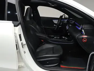 2020 Mercedes-Benz CLA с пробегом 68 402 км