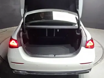 2024 Mercedes-Benz E-Класс с пробегом 22 041 км