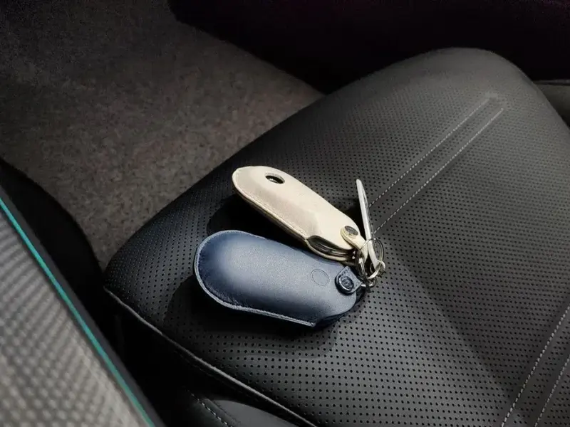2025 Mercedes-Benz E-Класс с пробегом 6 272 км