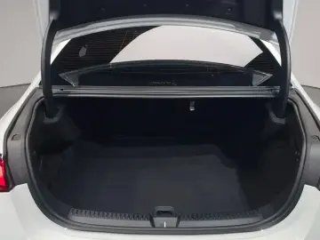 2025 Mercedes-Benz E-Класс с пробегом 13 794 км