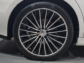 2025 Mercedes-Benz E-Класс с пробегом 13 794 км