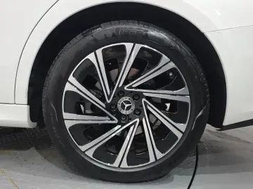 2024 Mercedes-Benz E-Класс с пробегом 22 860 км
