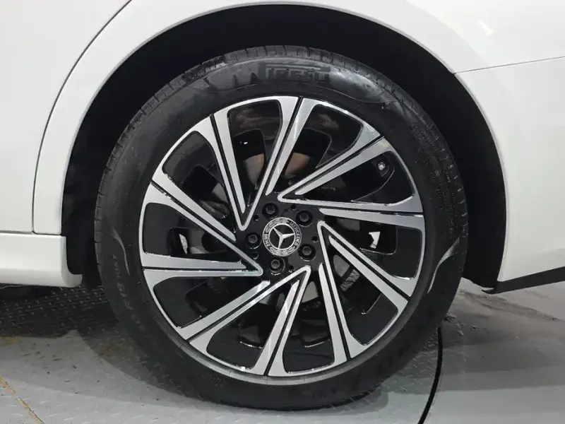 2024 Mercedes-Benz E-Класс с пробегом 22 860 км