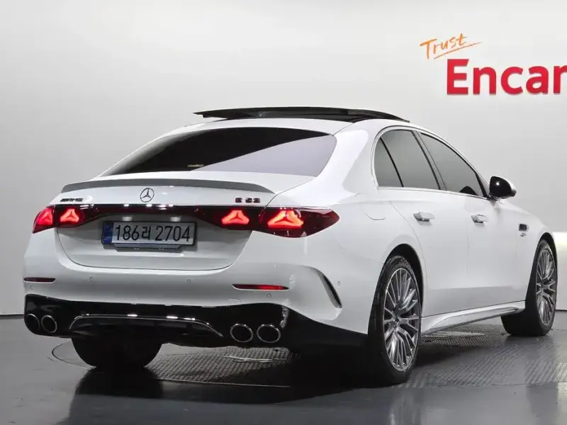 2025 Mercedes-Benz E-Класс с пробегом 20 600 км