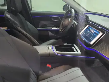 2025 Mercedes-Benz E-Класс с пробегом 9 473 км