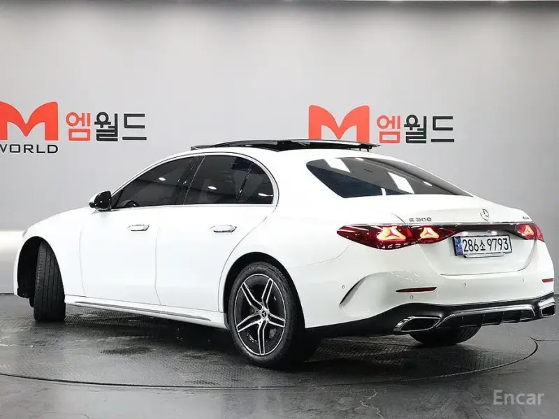 2024 Mercedes-Benz E-Класс с пробегом 21 661 км