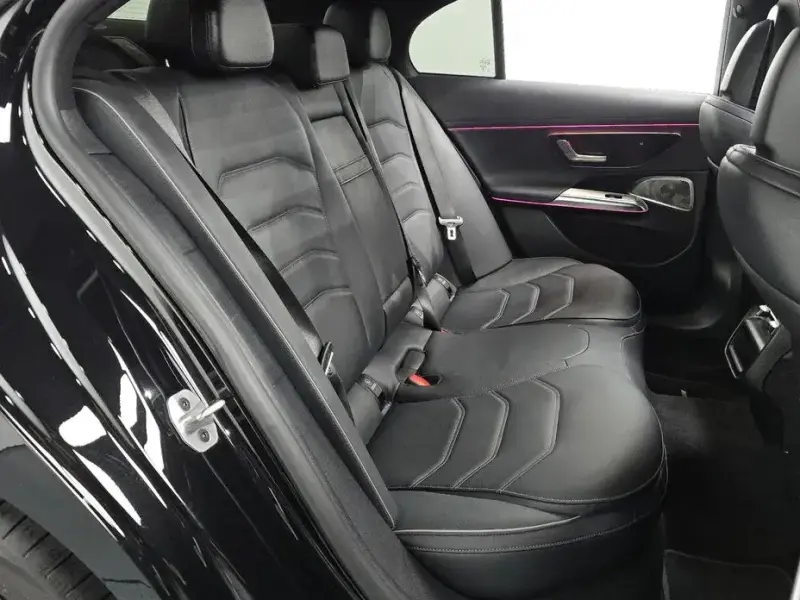 2025 Mercedes-Benz E-Класс с пробегом 4 868 км