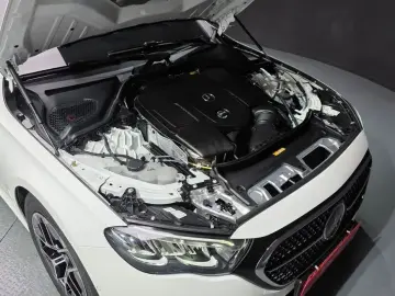 2025 Mercedes-Benz E-Класс с пробегом 18 350 км