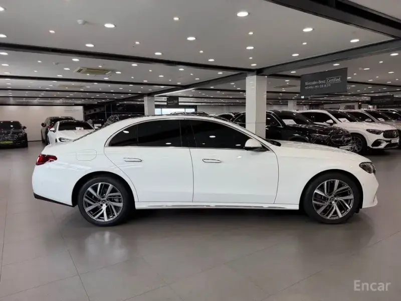 2024 Mercedes-Benz E-Класс с пробегом 32 794 км