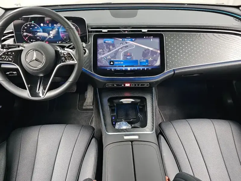2025 Mercedes-Benz E-Класс с пробегом 15 742 км