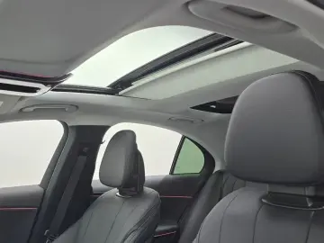 2025 Mercedes-Benz E-Класс с пробегом 13 975 км