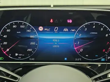 2025 Mercedes-Benz E-Класс с пробегом 10 920 км