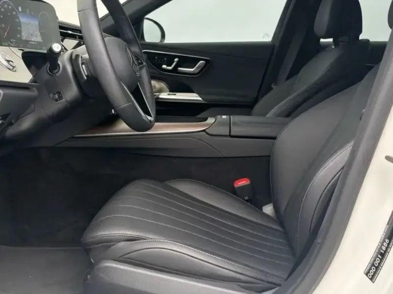 2025 Mercedes-Benz E-Класс с пробегом 9 939 км