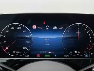 2025 Mercedes-Benz E-Класс с пробегом 5 699 км