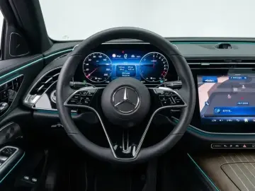 2025 Mercedes-Benz E-Класс с пробегом 5 699 км