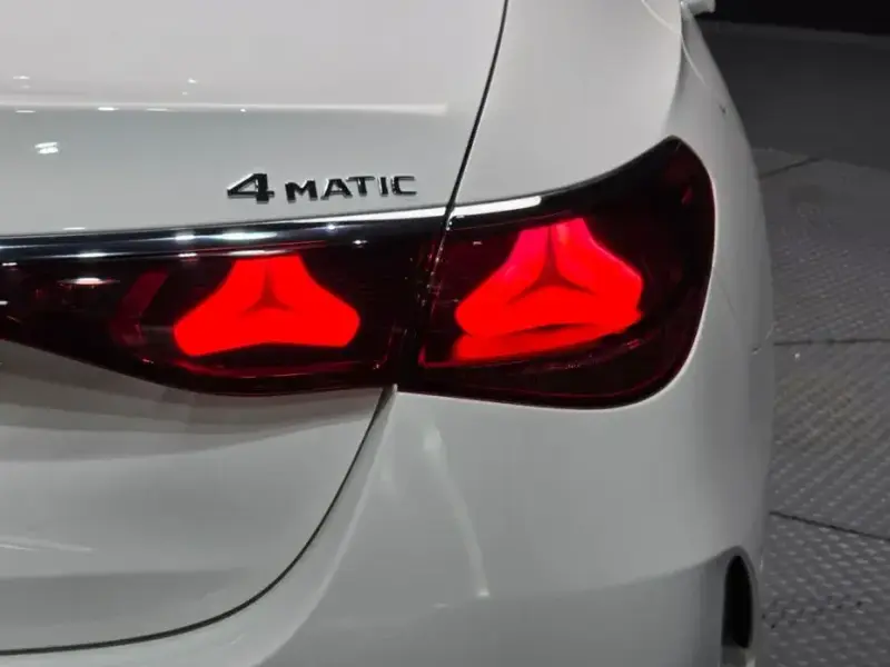 2024 Mercedes-Benz E-Класс с пробегом 36 951 км
