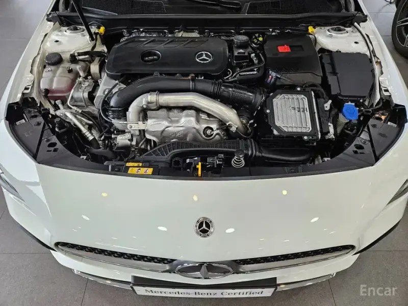 2025 Mercedes-Benz CLA с пробегом 8 007 км