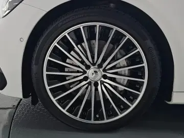2025 Mercedes-Benz E-Класс с пробегом 13 794 км
