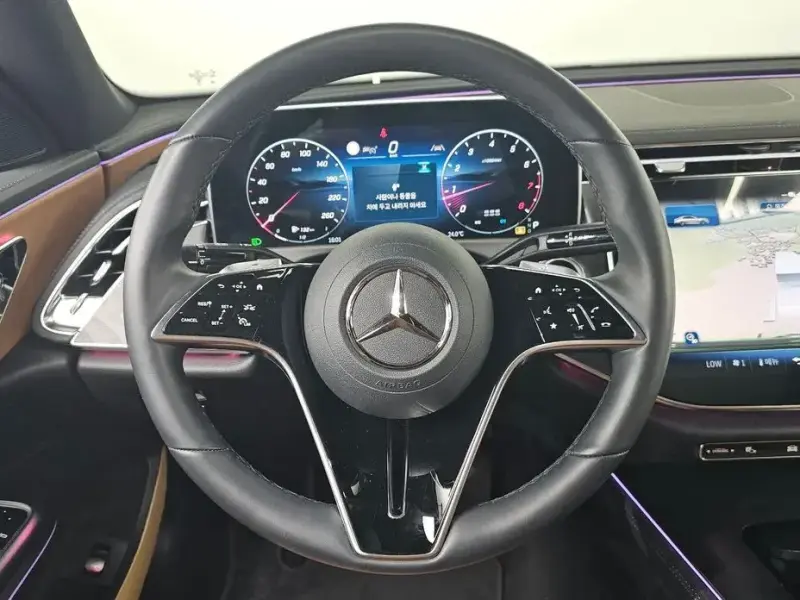 2025 Mercedes-Benz E-Класс с пробегом 16 705 км