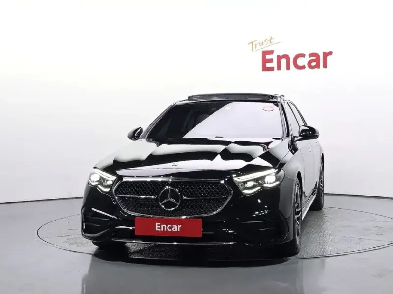 2025 Mercedes-Benz E-Класс с пробегом 14 675 км