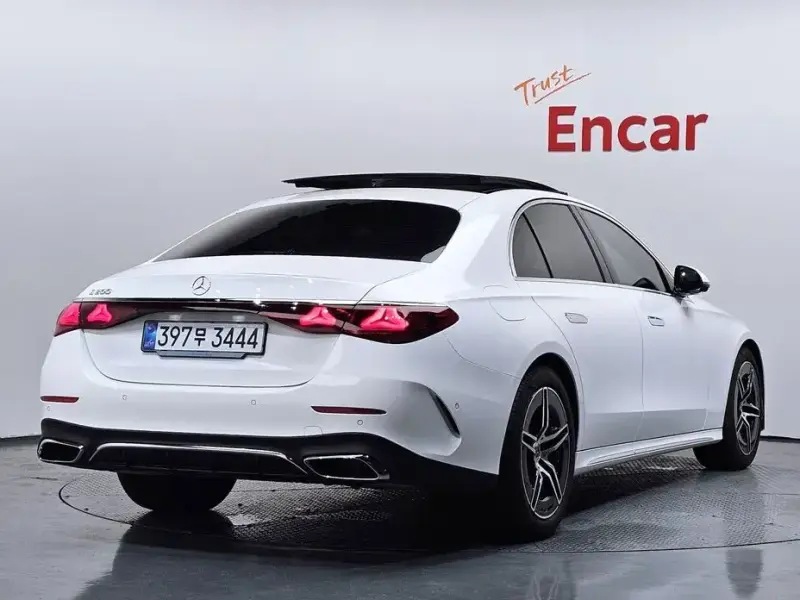 2026 Mercedes-Benz E-Класс с пробегом 3 661 км