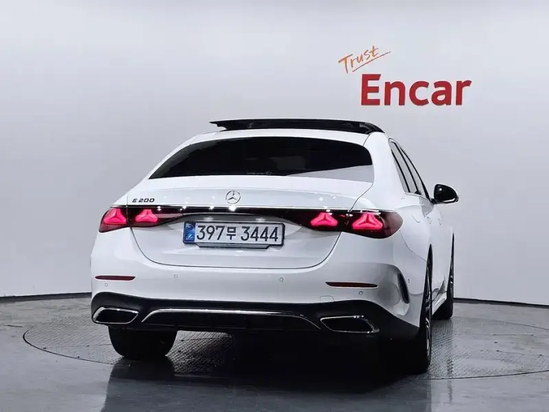 2026 Mercedes-Benz E-Класс с пробегом 3 661 км