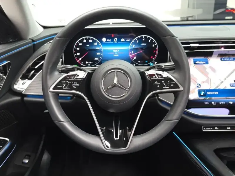 2024 Mercedes-Benz E-Класс с пробегом 24 656 км