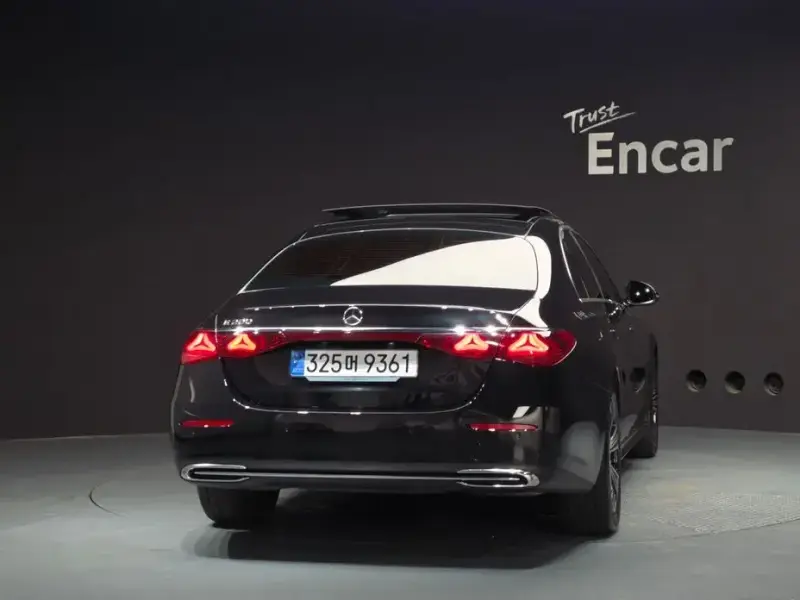 2024 Mercedes-Benz E-Класс с пробегом 28 981 км