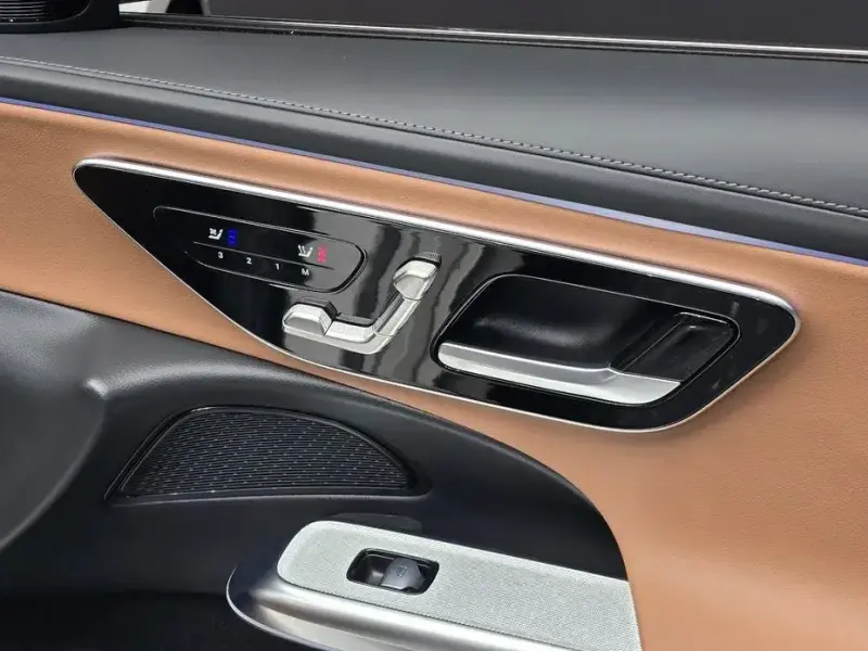 2024 Mercedes-Benz E-Класс с пробегом 12 279 км