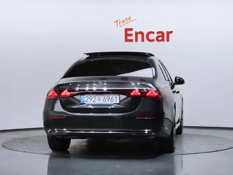 2025 Mercedes-Benz E-Класс с пробегом 7 271 км