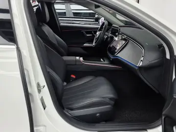 2025 Mercedes-Benz E-Класс с пробегом 15 051 км