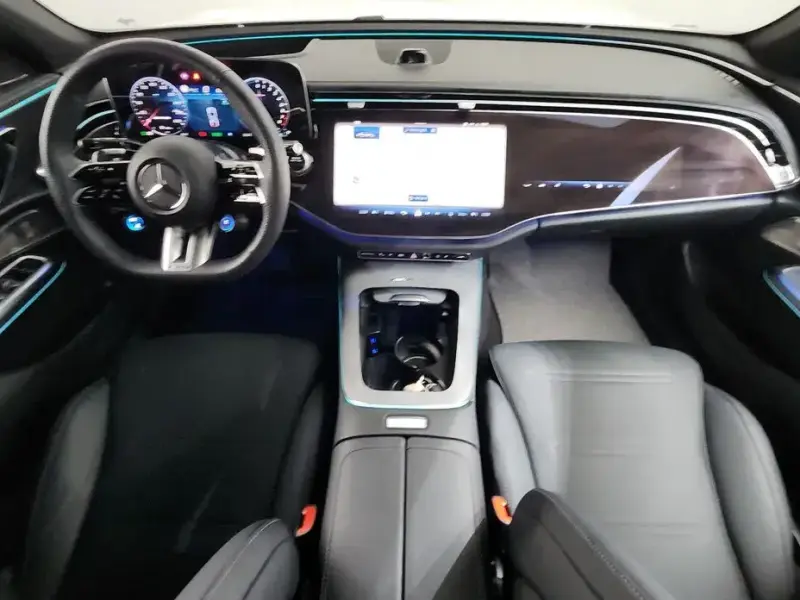 2025 Mercedes-Benz E-Класс с пробегом 6 272 км