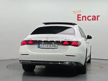 2024 Mercedes-Benz E-Класс с пробегом 22 860 км