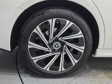 2024 Mercedes-Benz E-Класс с пробегом 22 860 км
