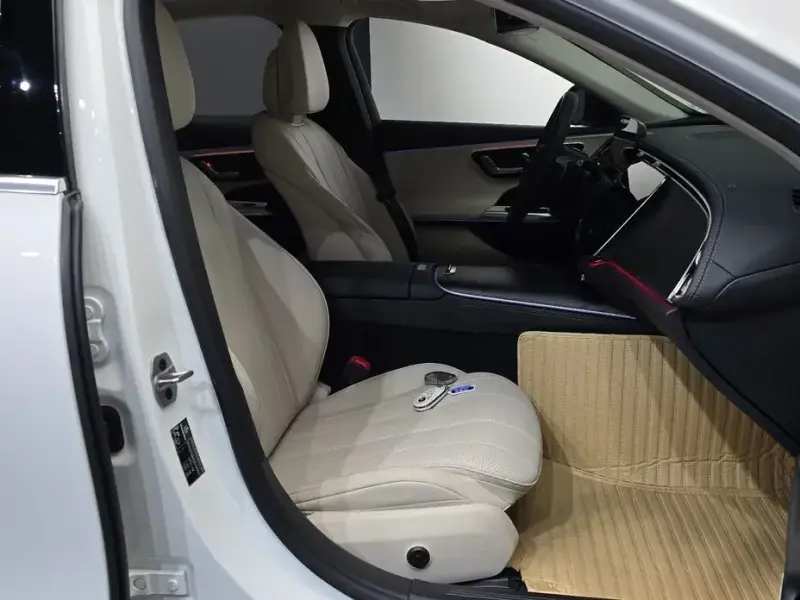 2025 Mercedes-Benz E-Класс с пробегом 13 245 км